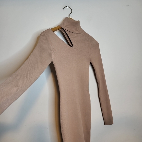 A.L.C. West Dress Cutout Turtleneck Nude Dress Size XS - Picture 3 of 12